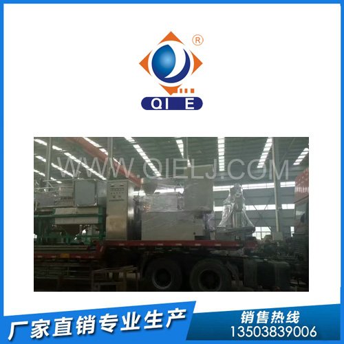 新型榨油機(jī) 機(jī)械壓榨法制油 用于多種油料(圖1) 新型榨油機(jī) 機(jī)械壓榨法制油 用于多種油料(圖1)