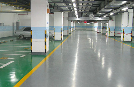 停車場環氧地坪施工采用地坪漆有哪些優點？